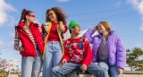 Adolescentes en un parque